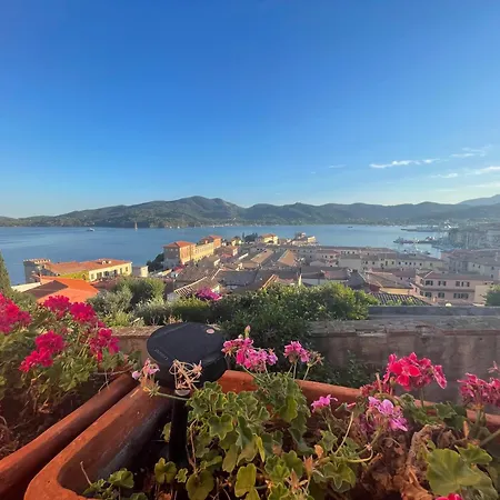 Scalinata Dei Medici * Portoferraio