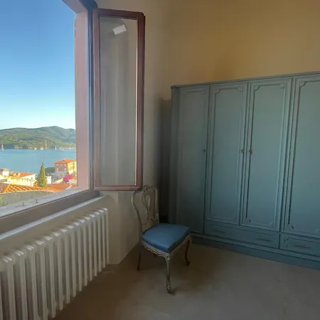 Scalinata Dei Medici Portoferraio